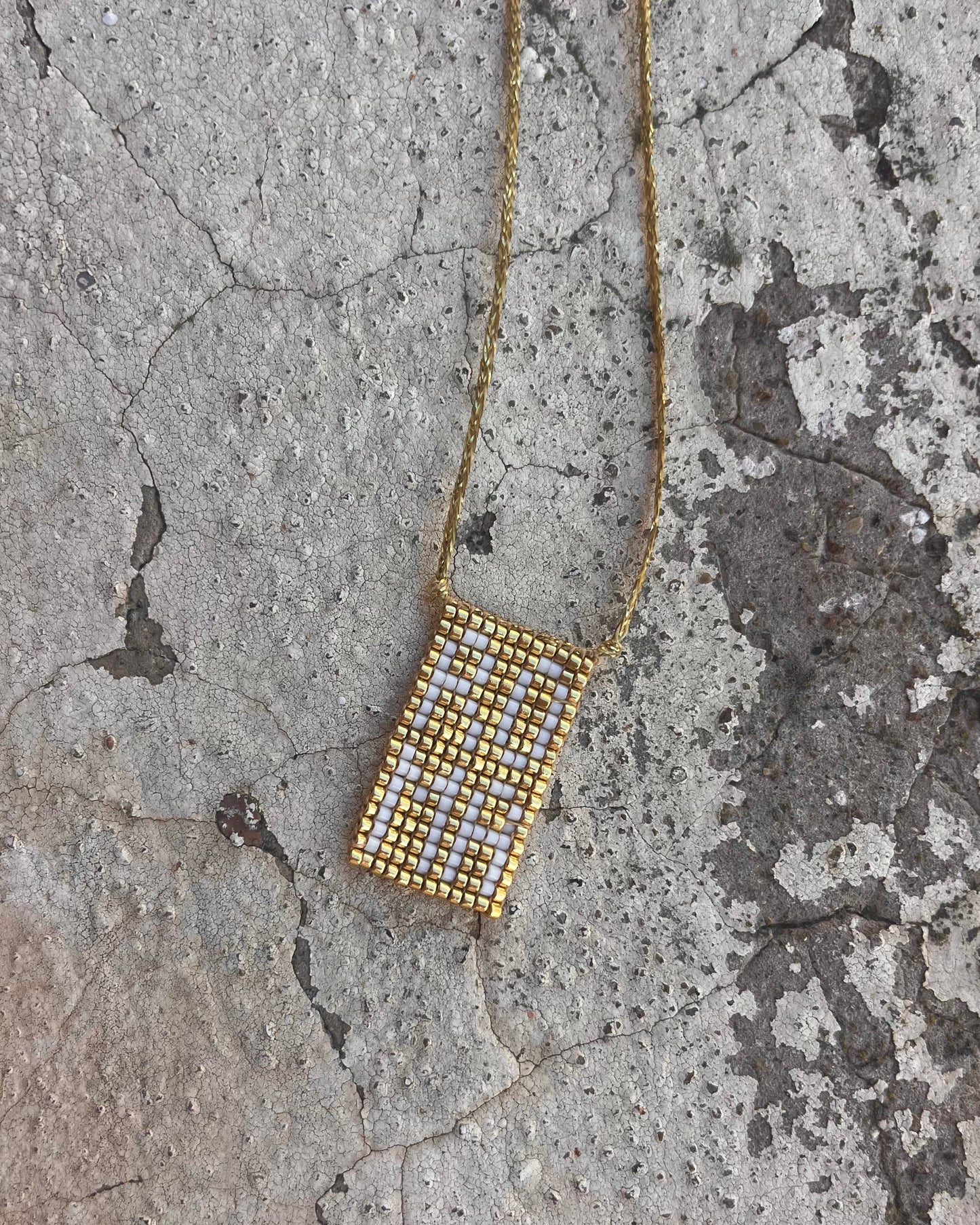 Roma – handwoven necklace gold-plated edition