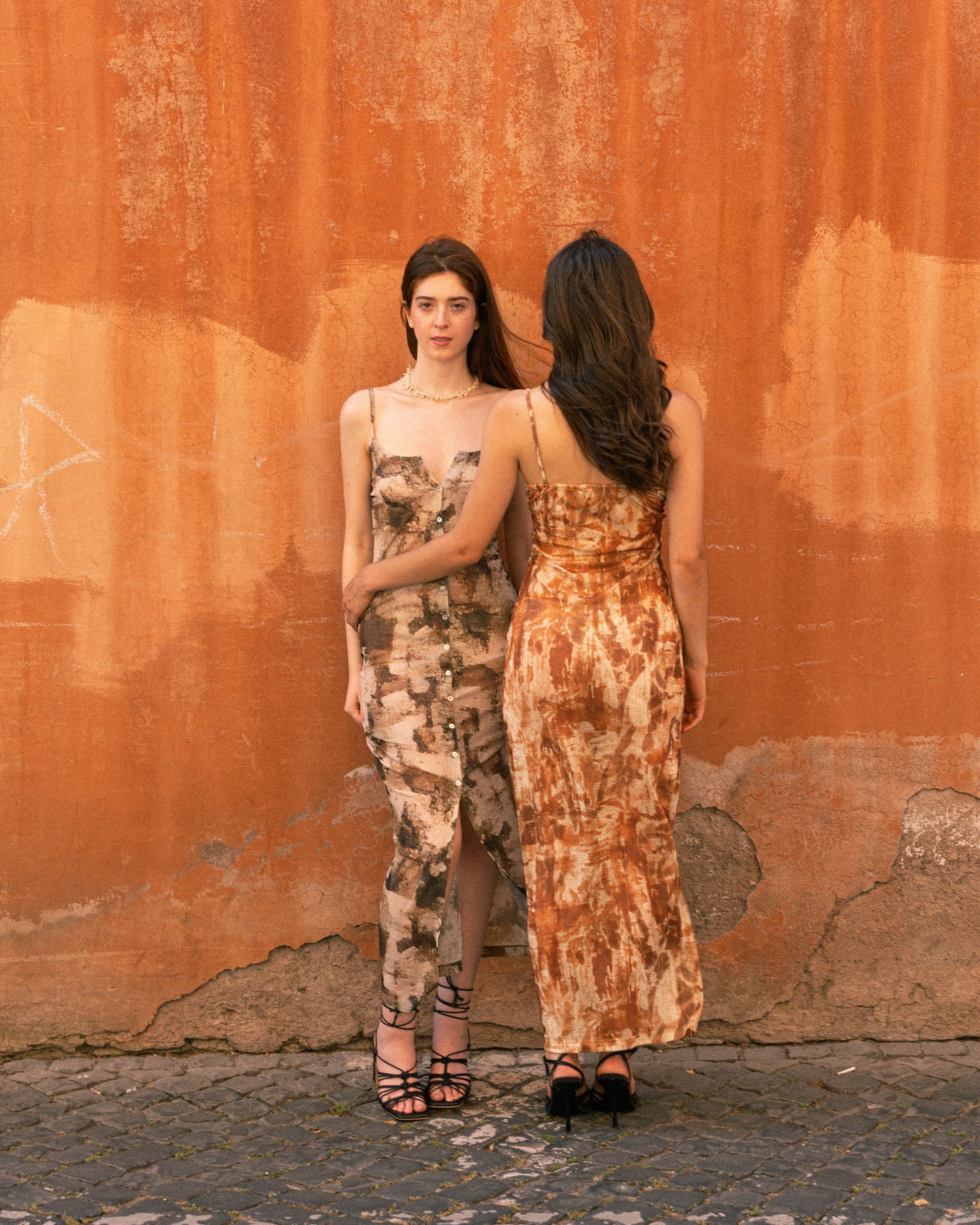 Roma – Roman wall inspired printed dress