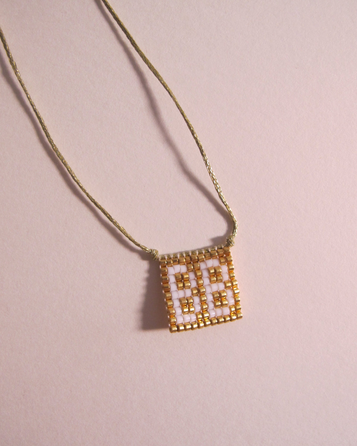 BB – handwoven necklace gold-plated edition