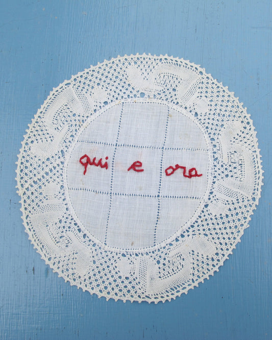 Qui e ora – Handmade embroidery artwork