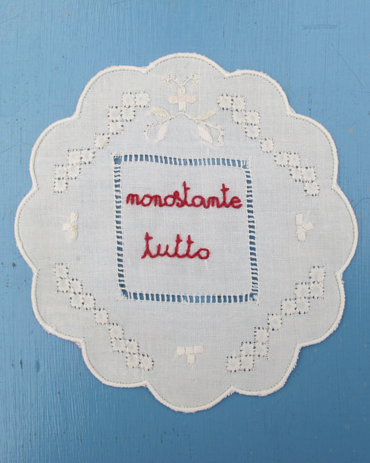 Nonostante tutto – Handmade embroidery artwork