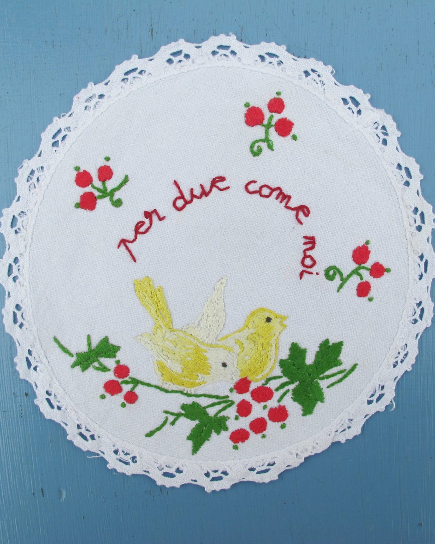 Per due come noi – Handmade embroidery artwork