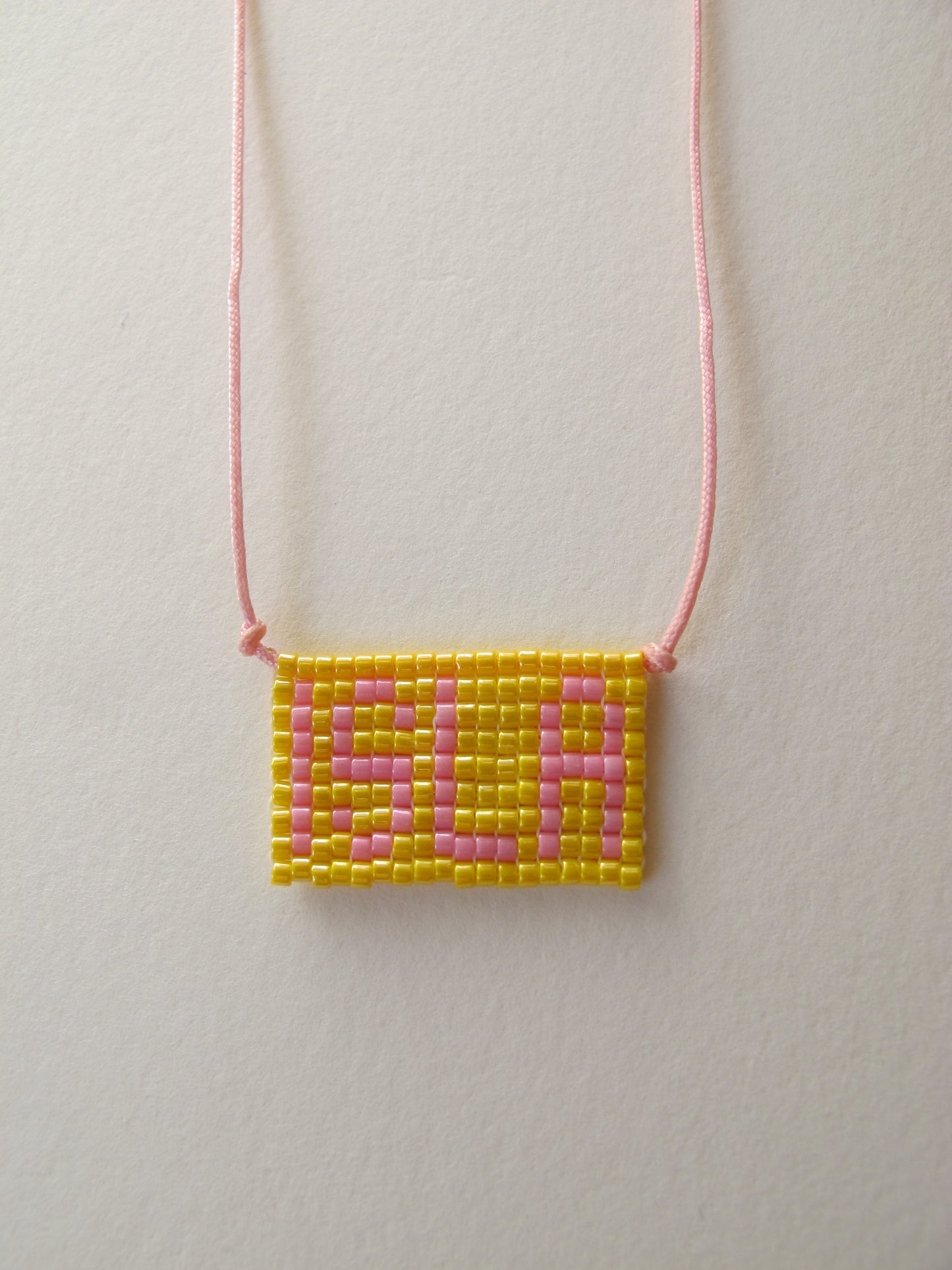 Isla – hanwoven necklace