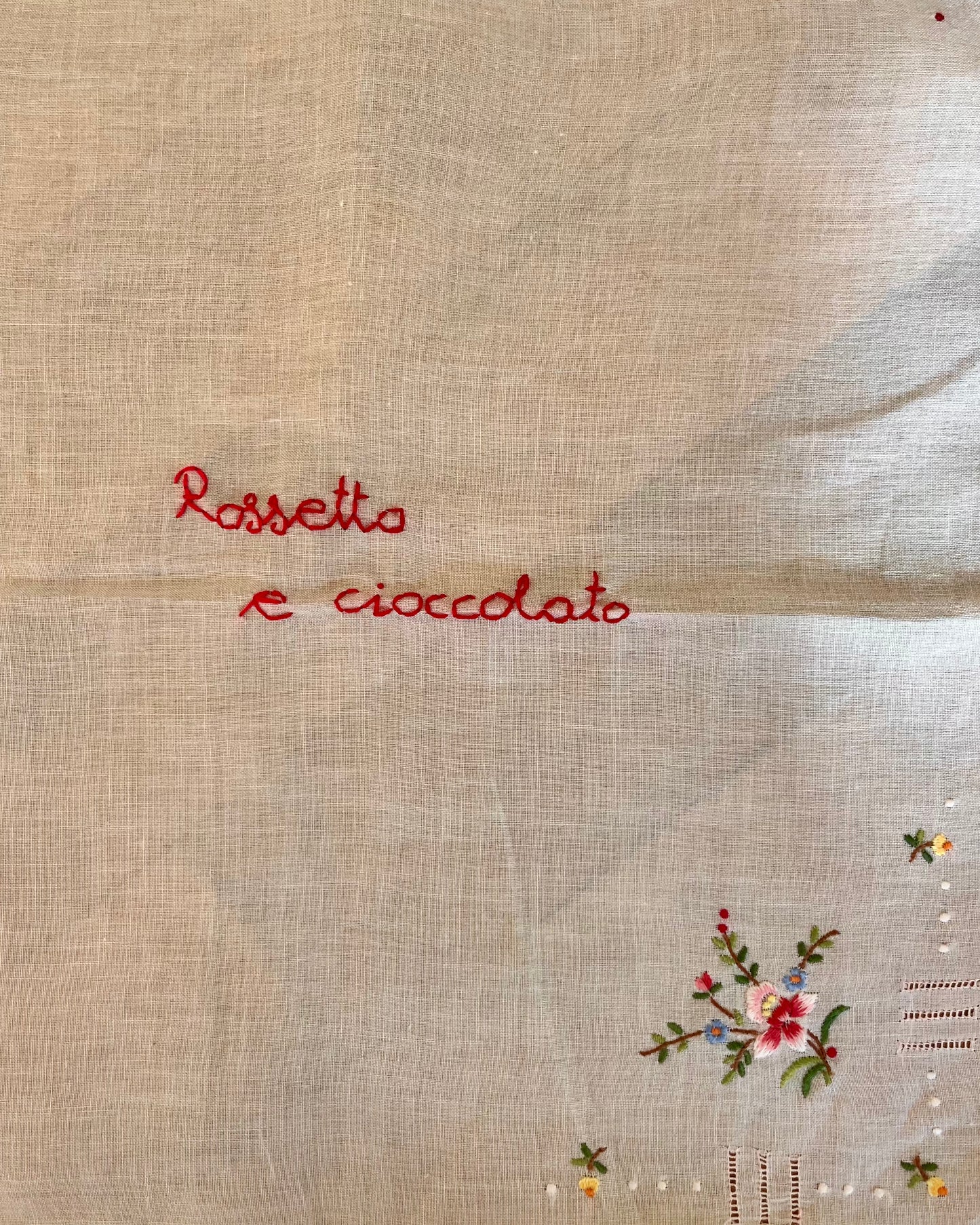 Rossetto & cioccolato – Hand-embroidered artwork