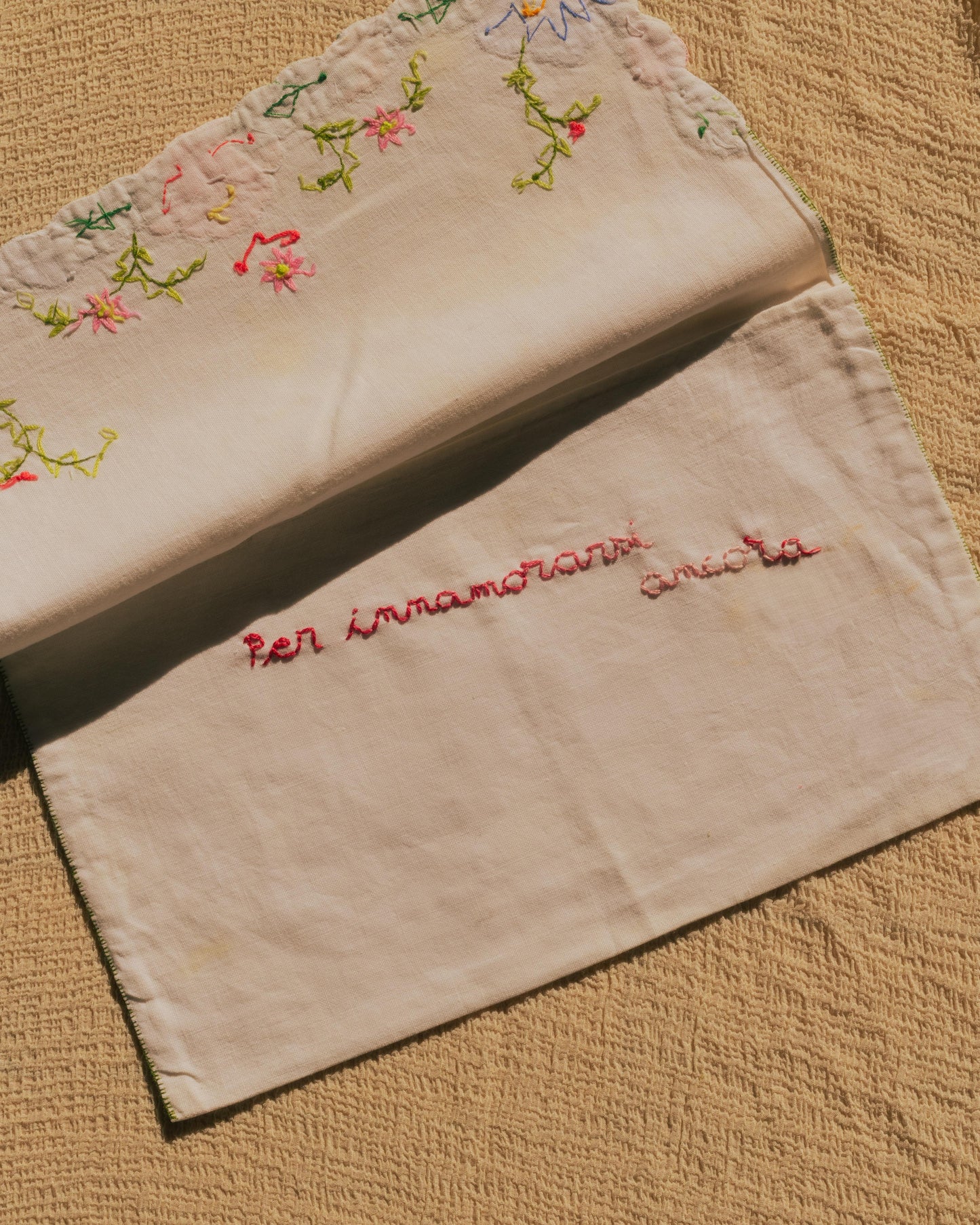 Per innamorarsi ancora – Hand-embroidered artwork