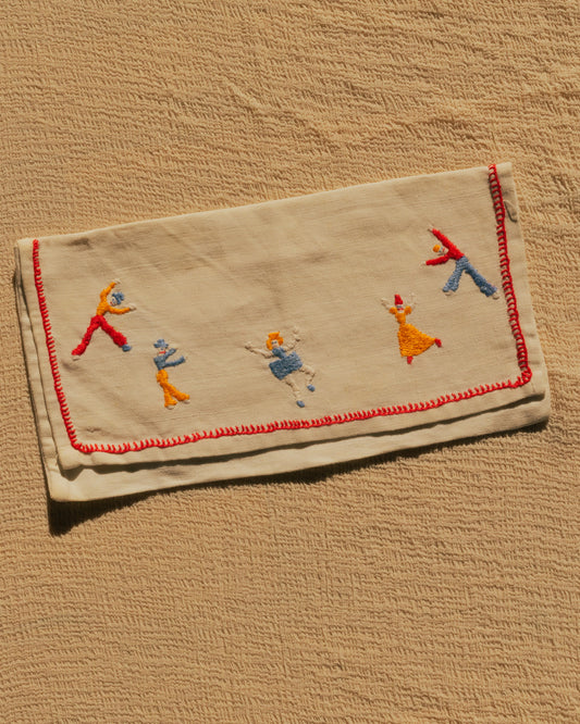 Insieme – Hand-embroidered artwork