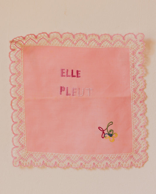 Elle pleut – Hand-Embroidered Artwork