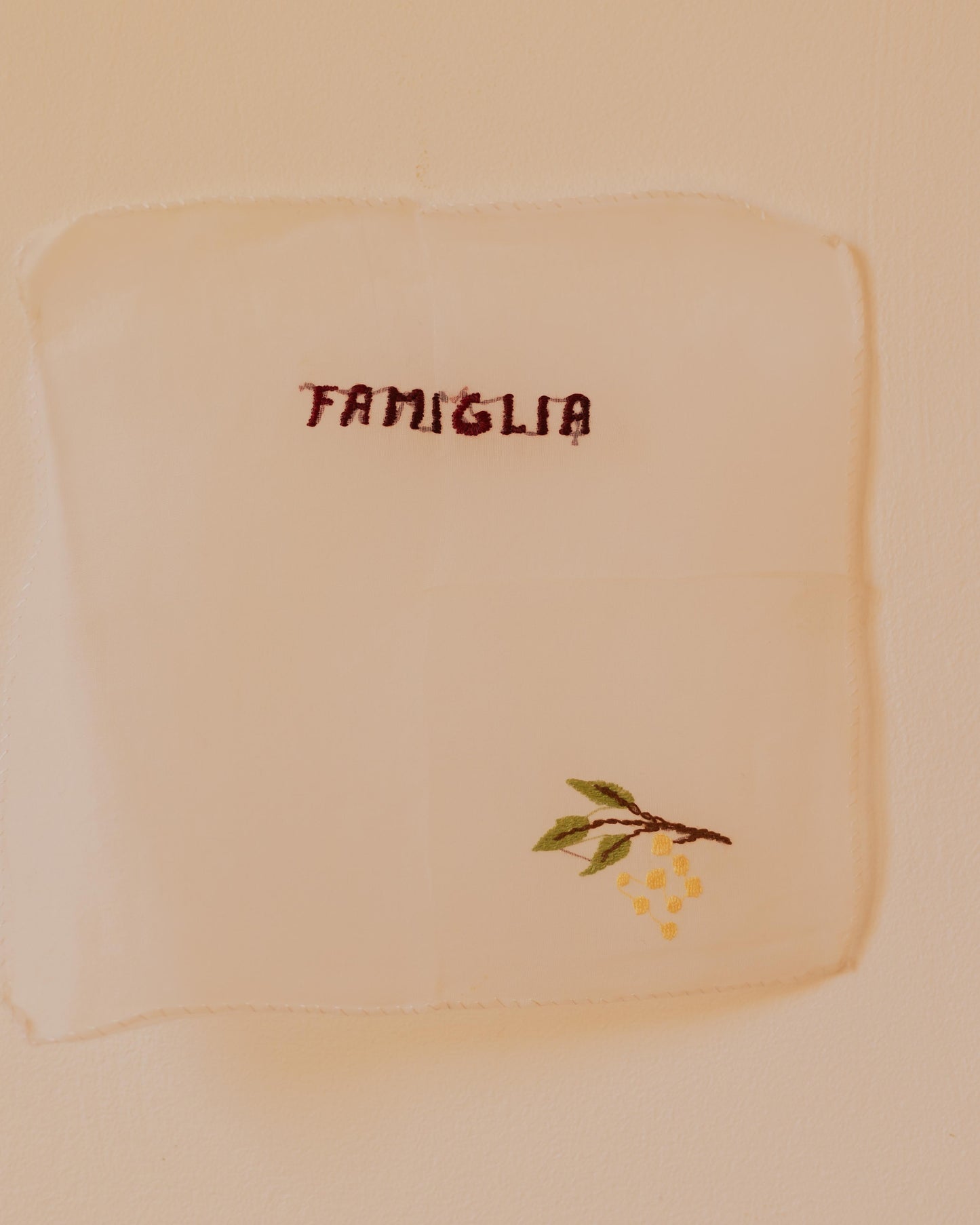 Famiglia – Hand-embroidered artwork