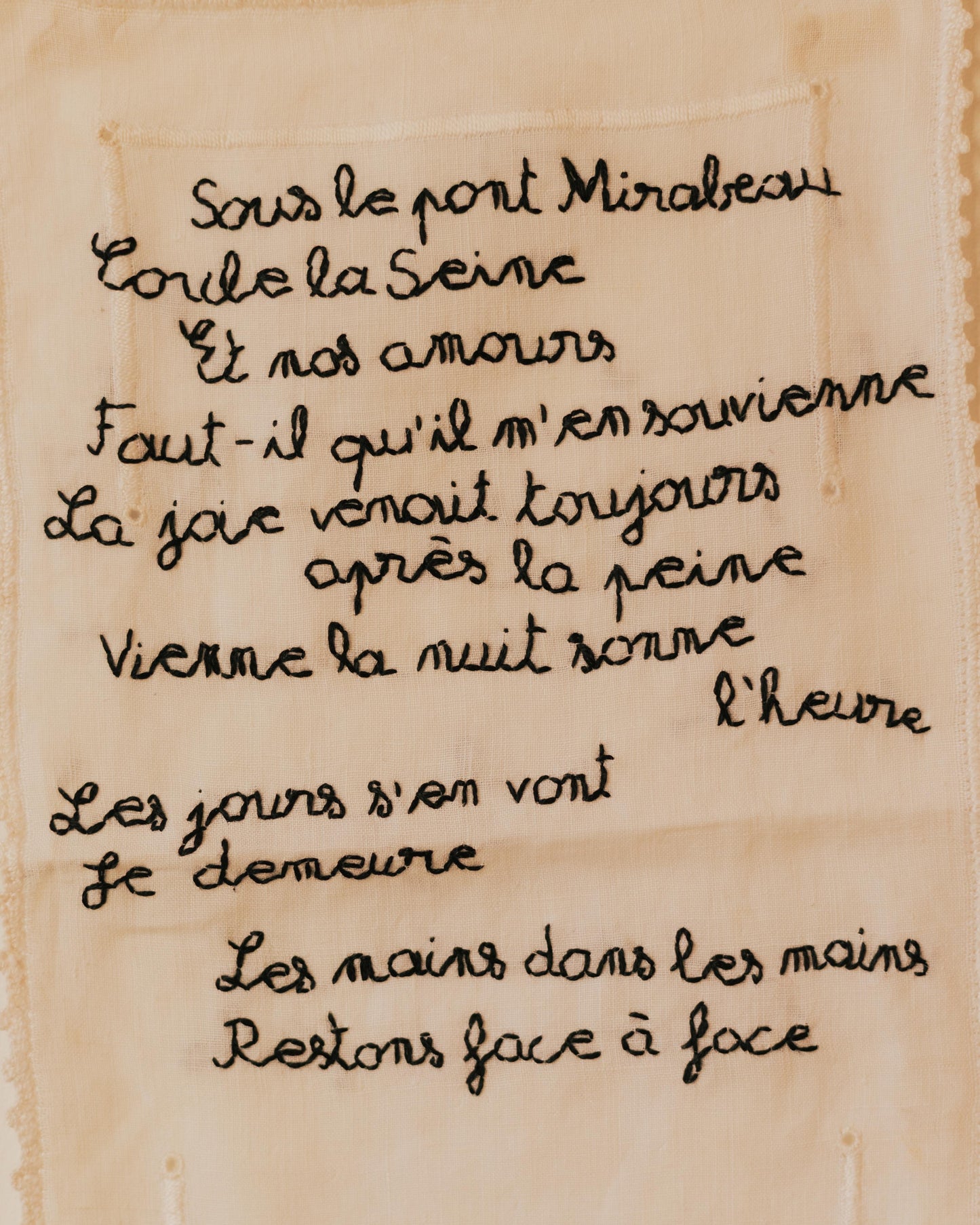 Le Pont Mirabeau – Hand-embroidered artwork