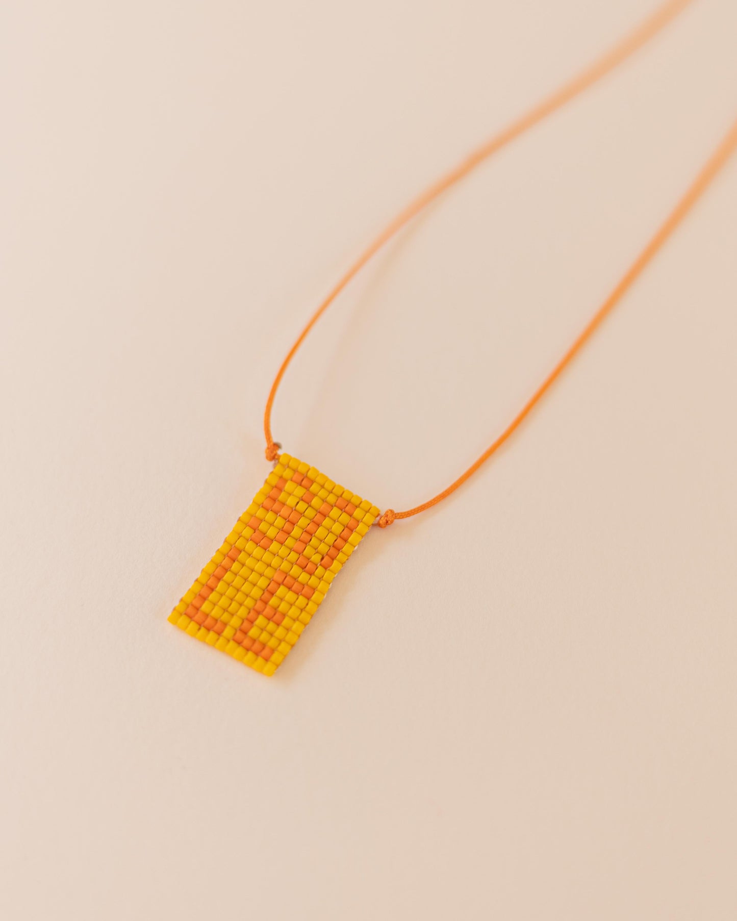 Sole – handwoven necklace