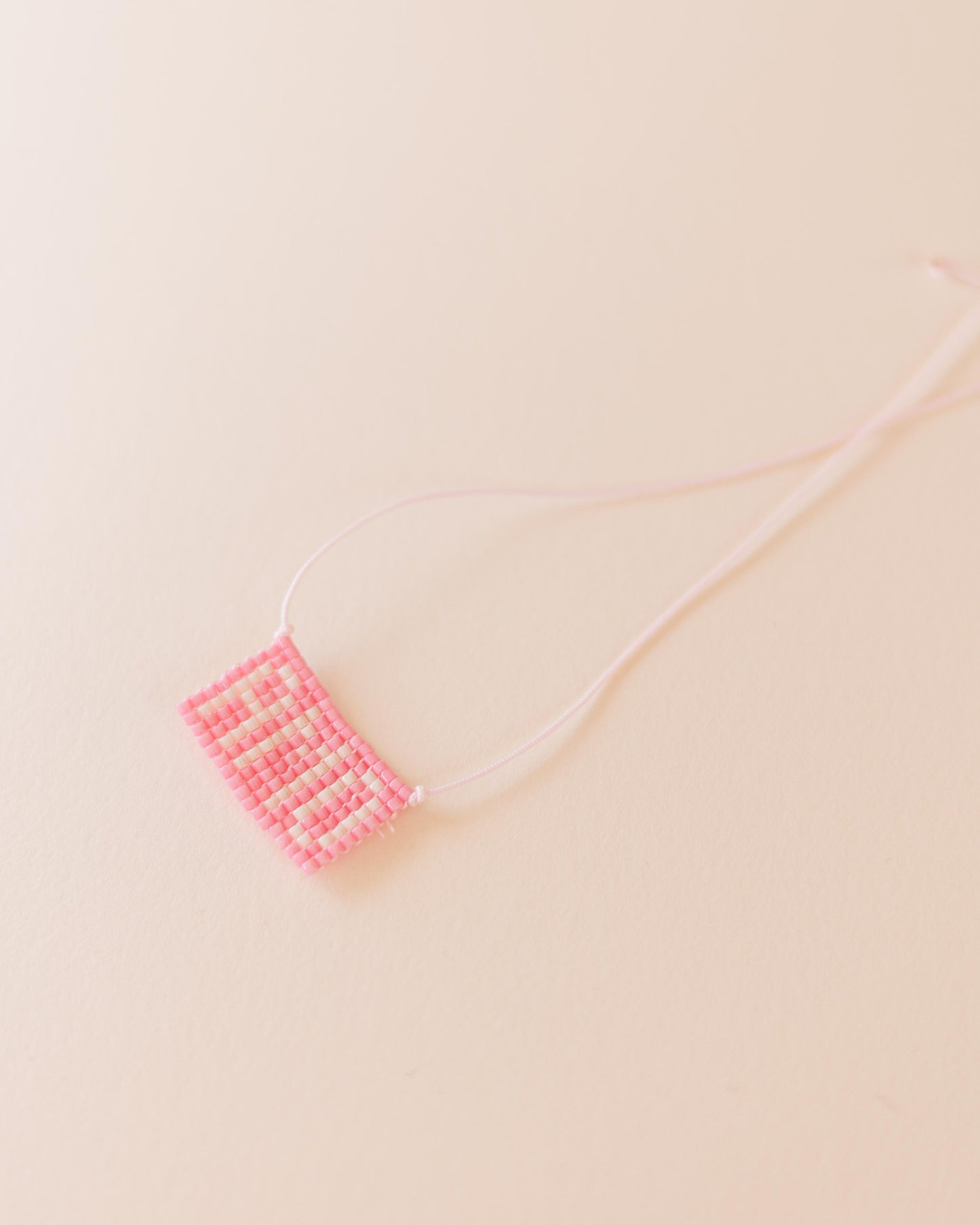Amo – handwoven necklace